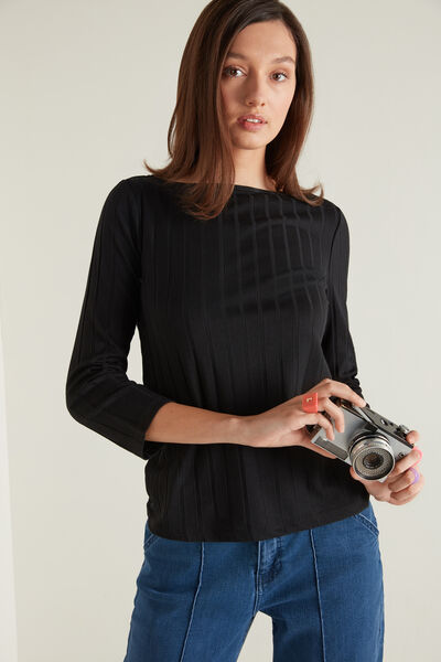 3/4 Length Sleeve Boat Neck Top
