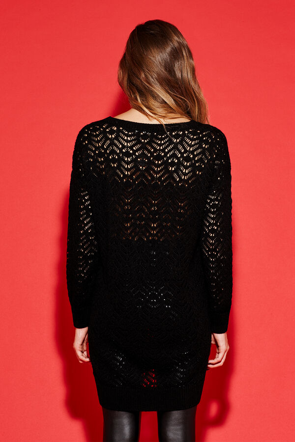 Long-Sleeve Scoop-Neck Shaped Lace-Stitch Top  
