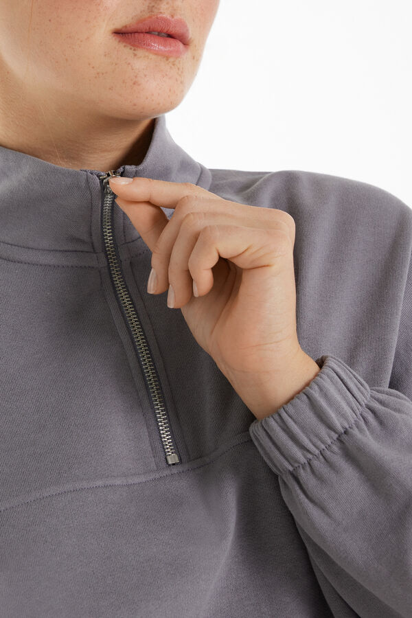 Long Sleeve Sweatshirt with Zip  