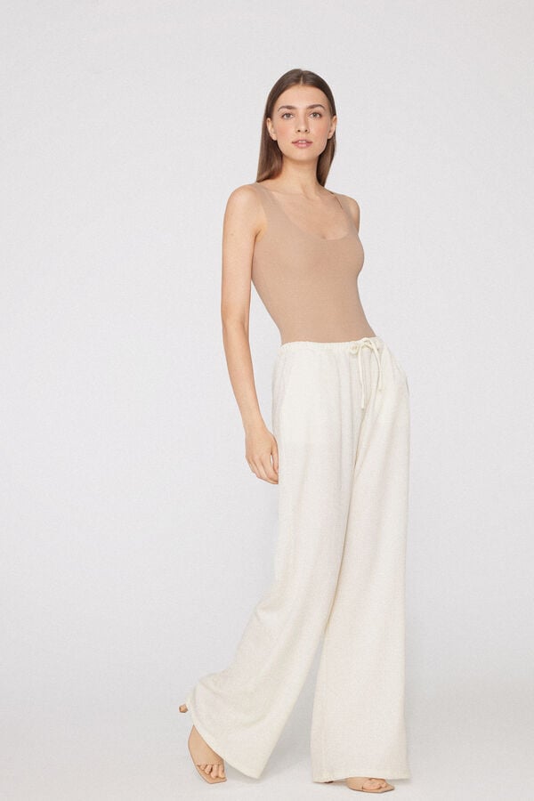 Laser-Cut Cotton Body  
