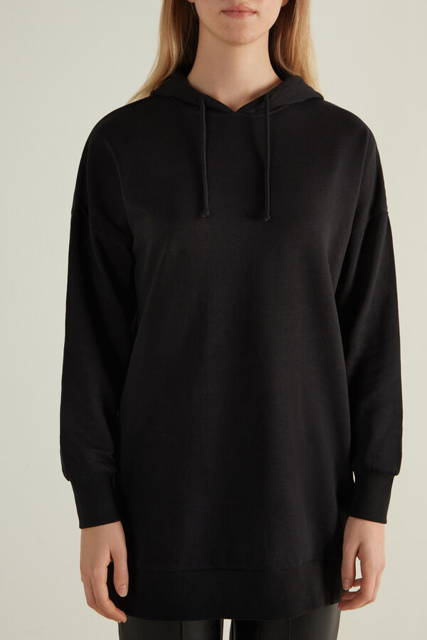 Long-Sleeved Oversize Sweatshirt with Hood  