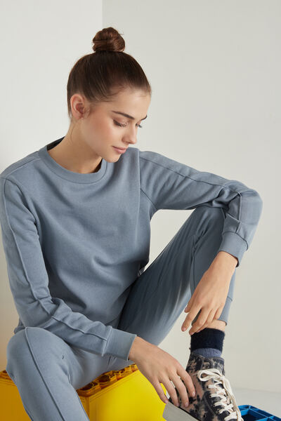 Rounded Neck Sweatshirt with Top Stitching