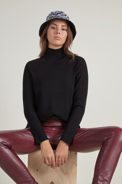 Long-Sleeved Polo Neck Jersey