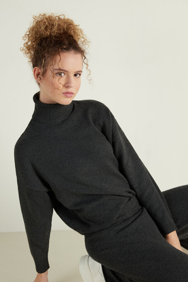 Loungewear Short Polo Neck Sweater in Recycled Fabric  