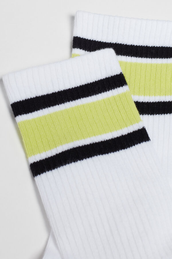 Short Patterned Cotton Sports Socks  