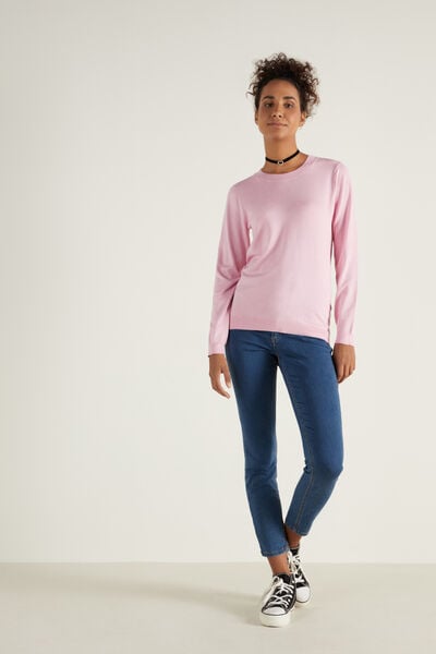 Long Sleeve Round-Neck Fully Fashioned Top