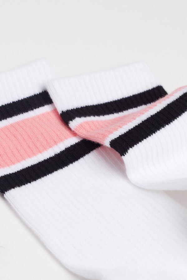 Short Patterned Cotton Sports Socks  