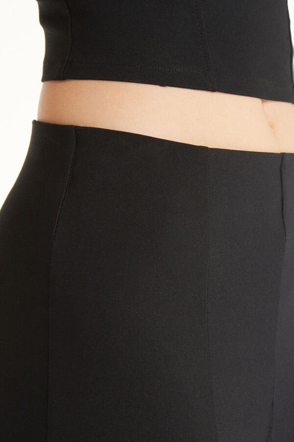 Flare-Cut Stretch Fabric Capri Pants  