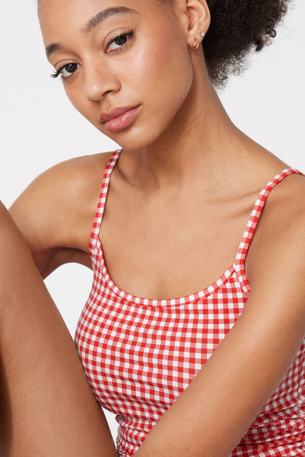 Tielko z Elastickej Bavlny s Okr&uacute;hlym V&yacute;strihom  