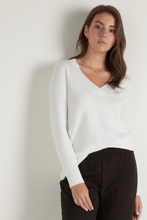 LongSleeved VNeck Sweater Cardigans and Sweaters Tezenis