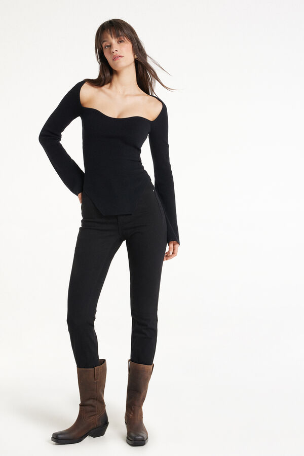 Long-Sleeved Sweetheart-Neckline Ribbed Top  