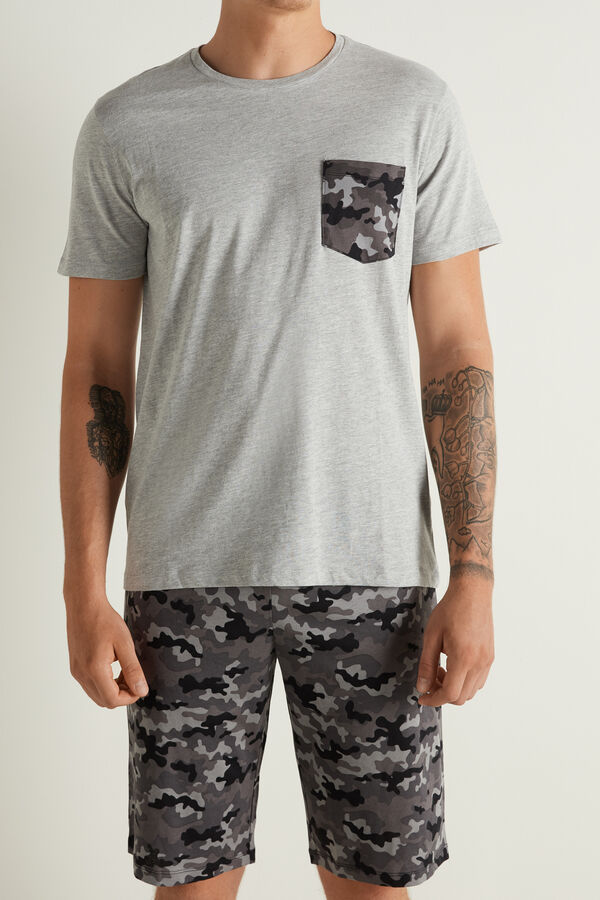 Men’s Short Pyjamas with Pocket and Camouflage Print  