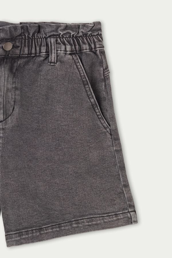 Ruched-waist jean shorts  