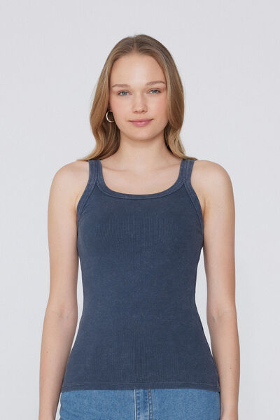 Майка в Рубчик на Широких Бретелях с Эффектом Делаве