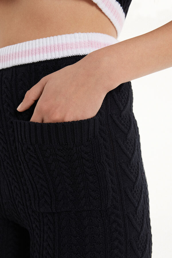Full-Fashioned Open Knit Fabric Shorts with Pockets  