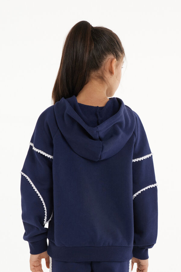 Thick Long-Sleeved Hoodie with Lace  
