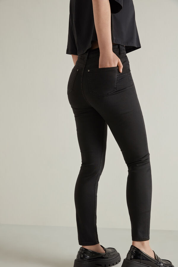 Push-Up Effect High-Waist Jeggings  