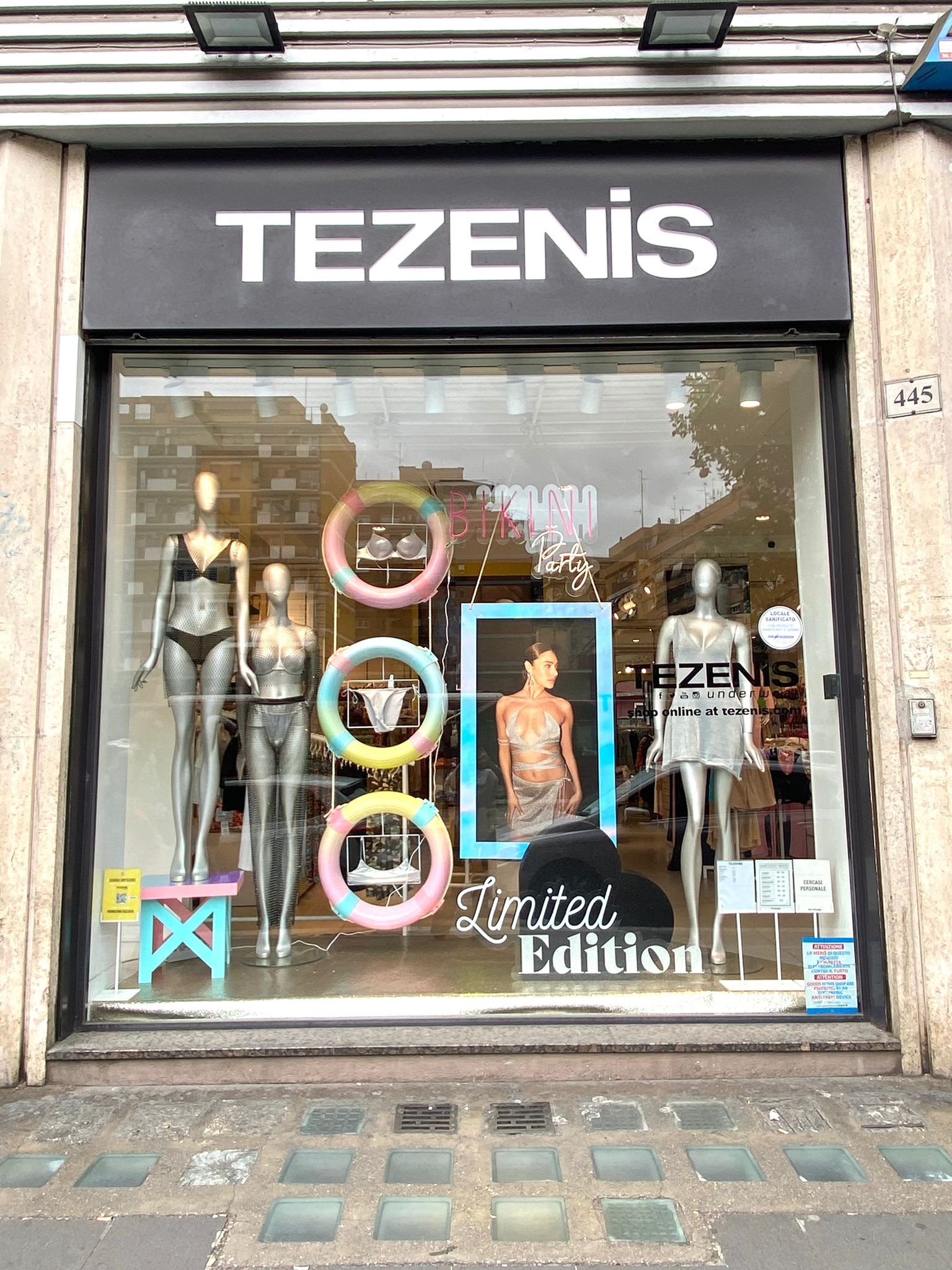 Tezenis ROMA VIA TIBURTINA 445-447-449