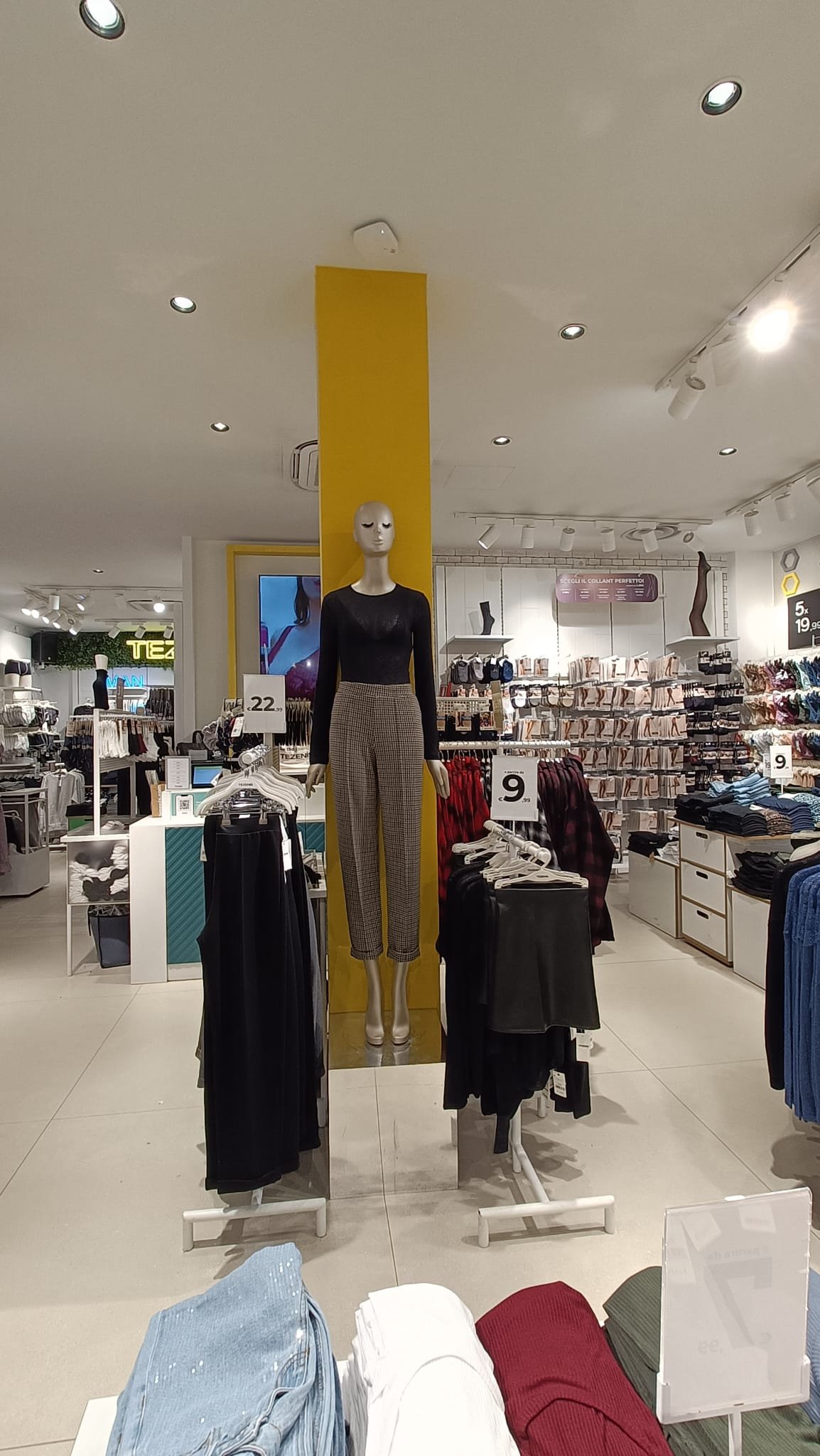 Tezenis LEGNANO P.ZZA S. MAGNO