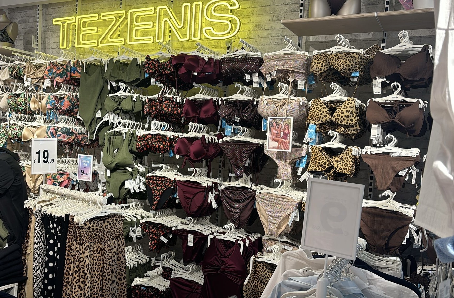 Tezenis SONDRIO VIA DANTE 25
