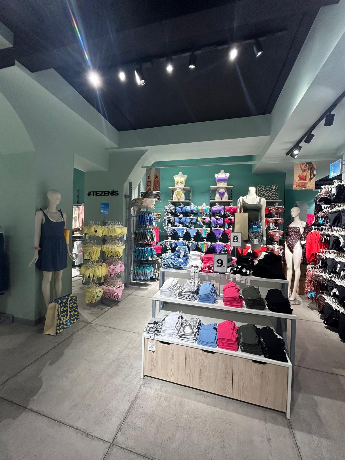 Tezenis LECCO VIA ROMA 8