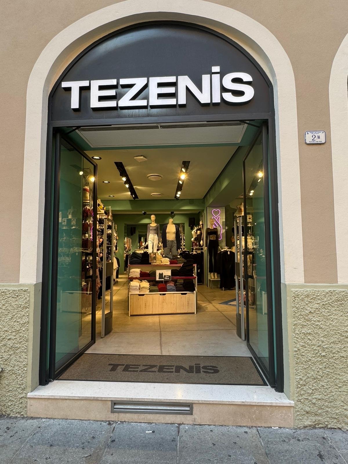 Tezenis REGGIO EMILIA VIA EMILIA SAN