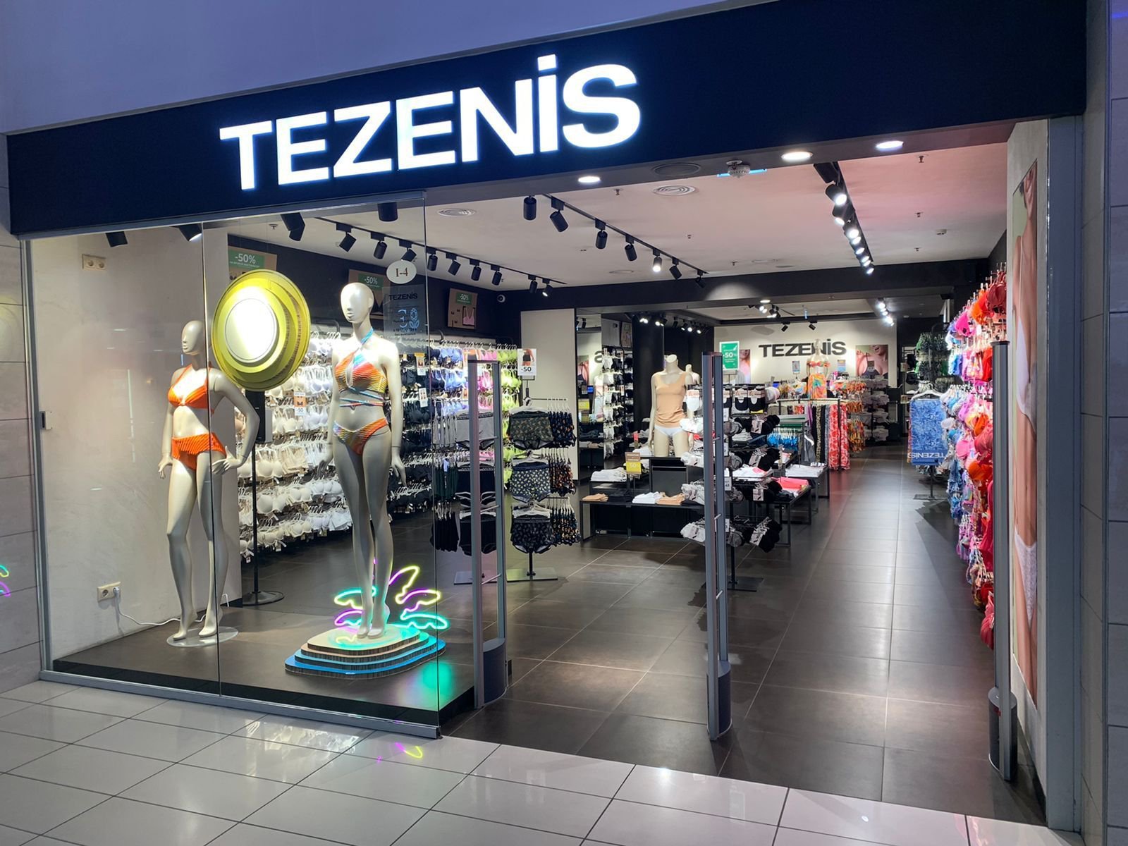 Tezenis Tezenis ТЦ "Гранд Каньон"