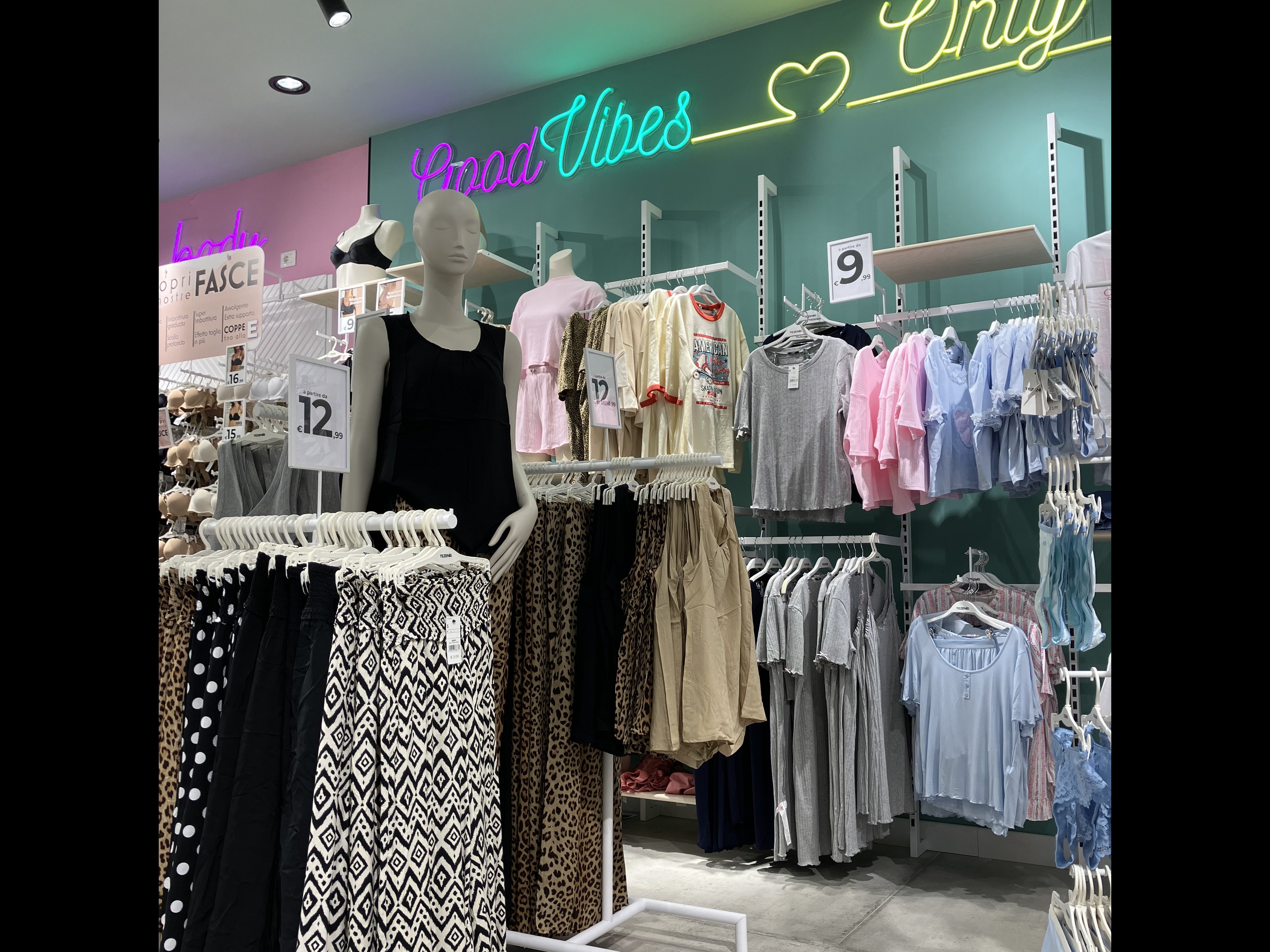 Tezenis EMPOLI CCLE CENTRO EMPOLI