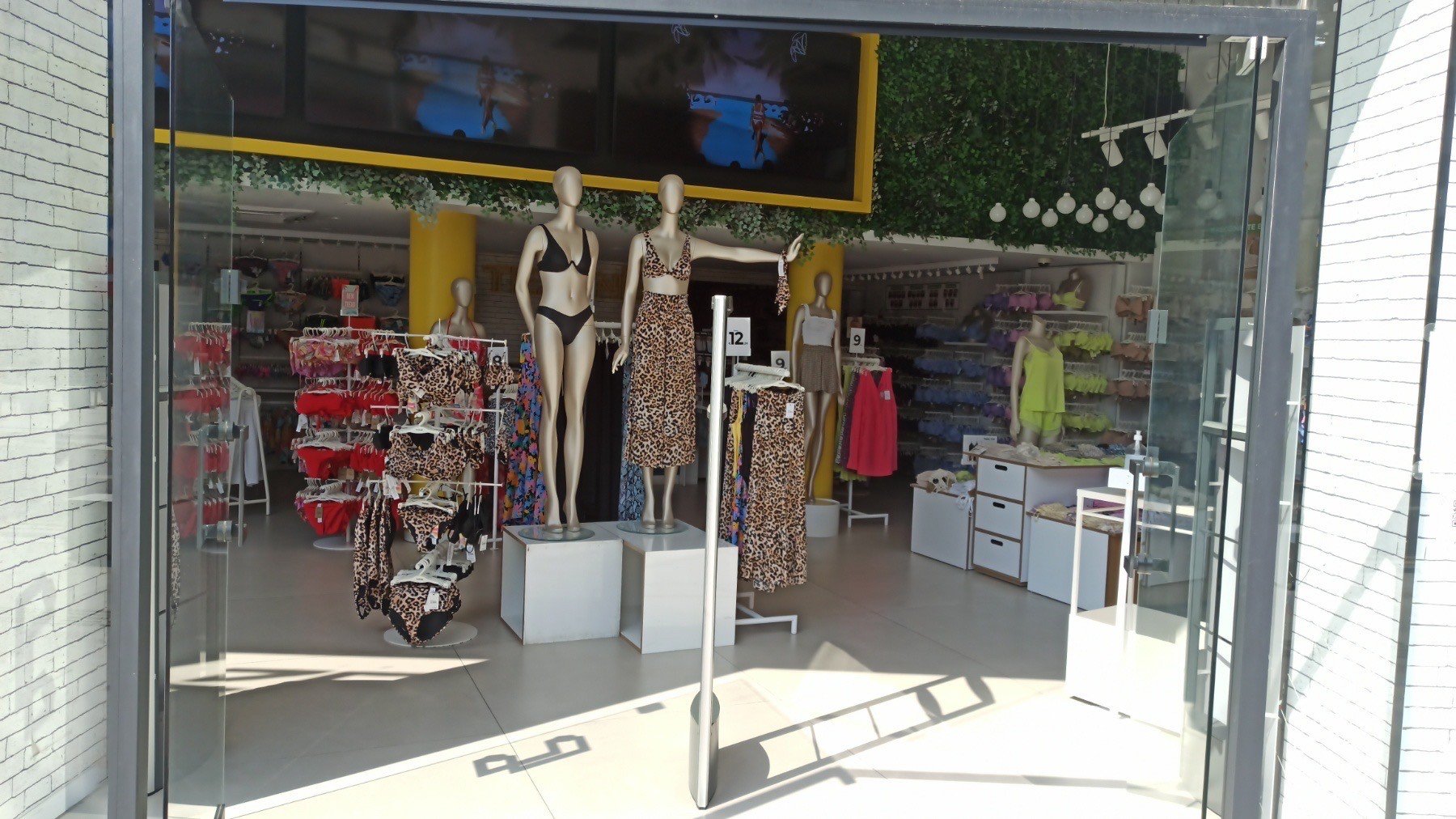 Tezenis NICOSIA MAKARIOS AVENUE