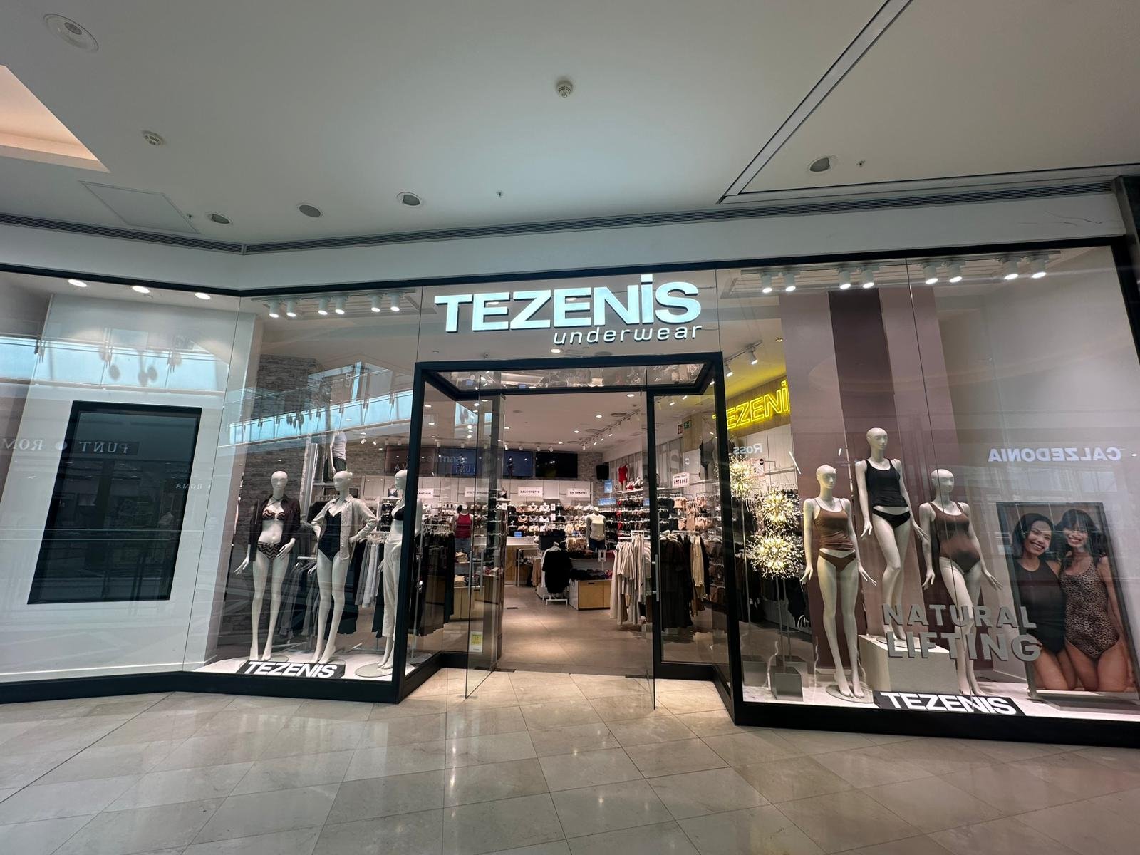 Tezenis MADRID SC PLAZA RIO 2