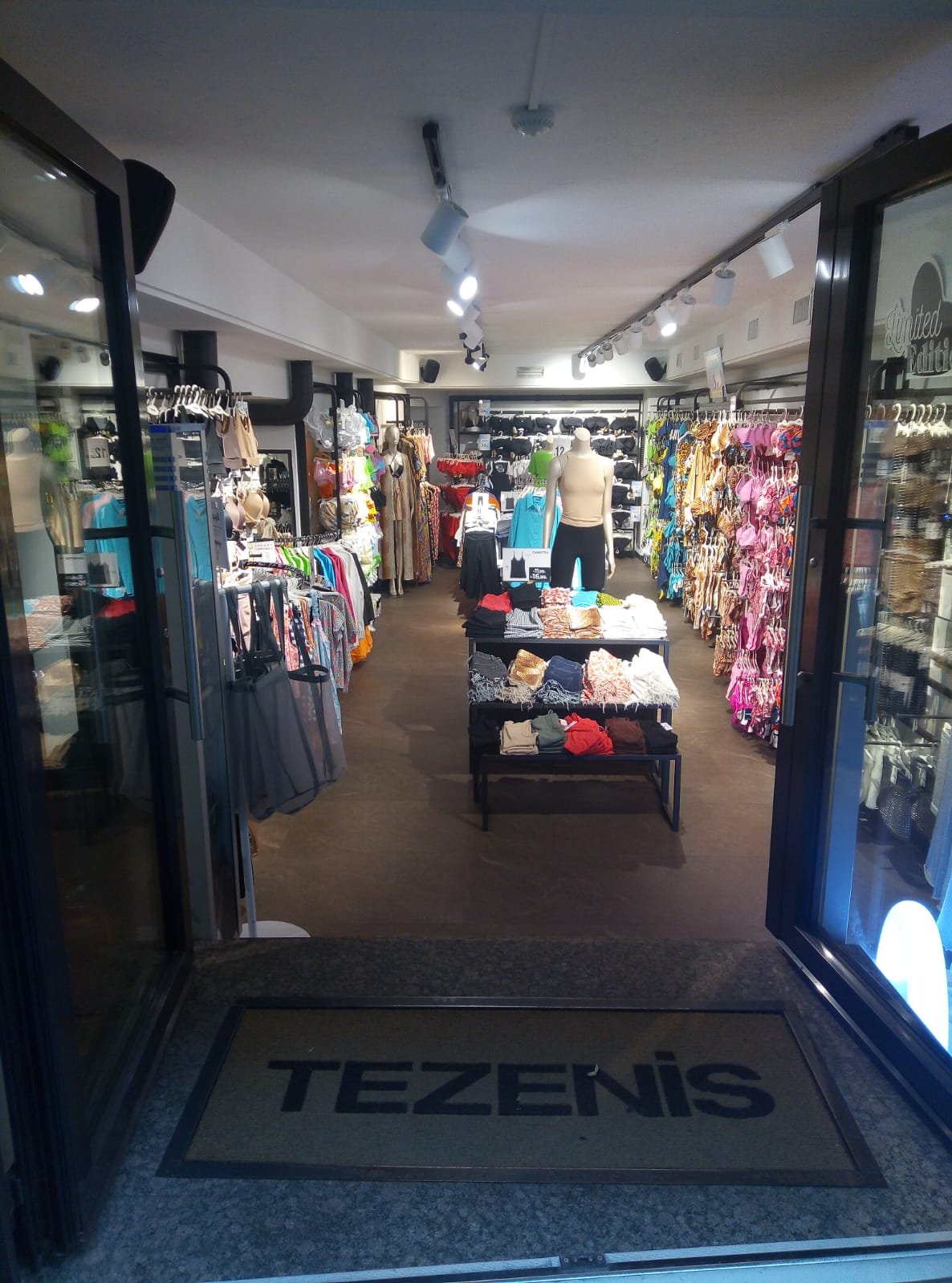 Tezenis BRESSANONE VIA MERCATO VECCHIO