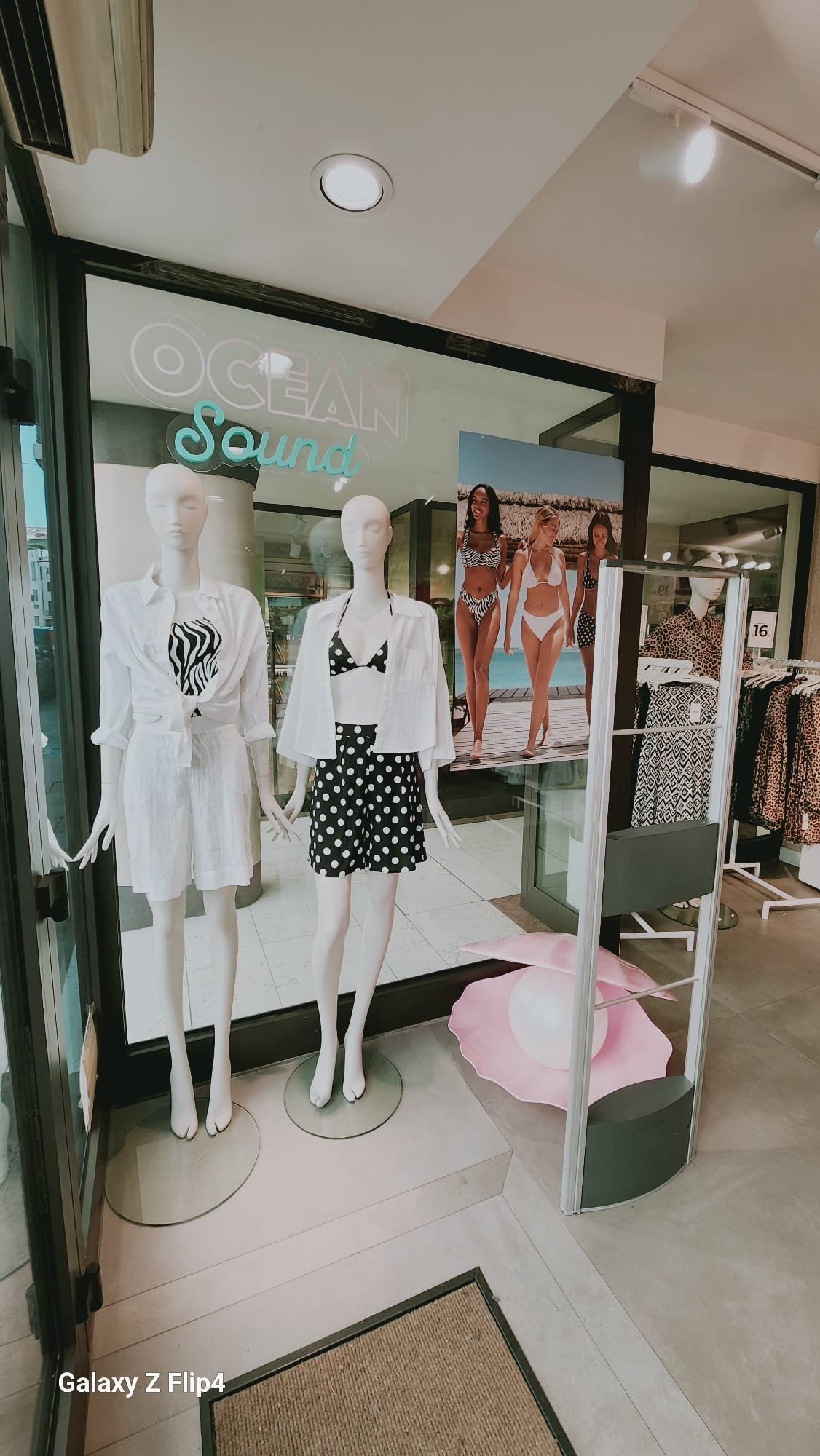 Tezenis THIENE CORSO GARIBALDI