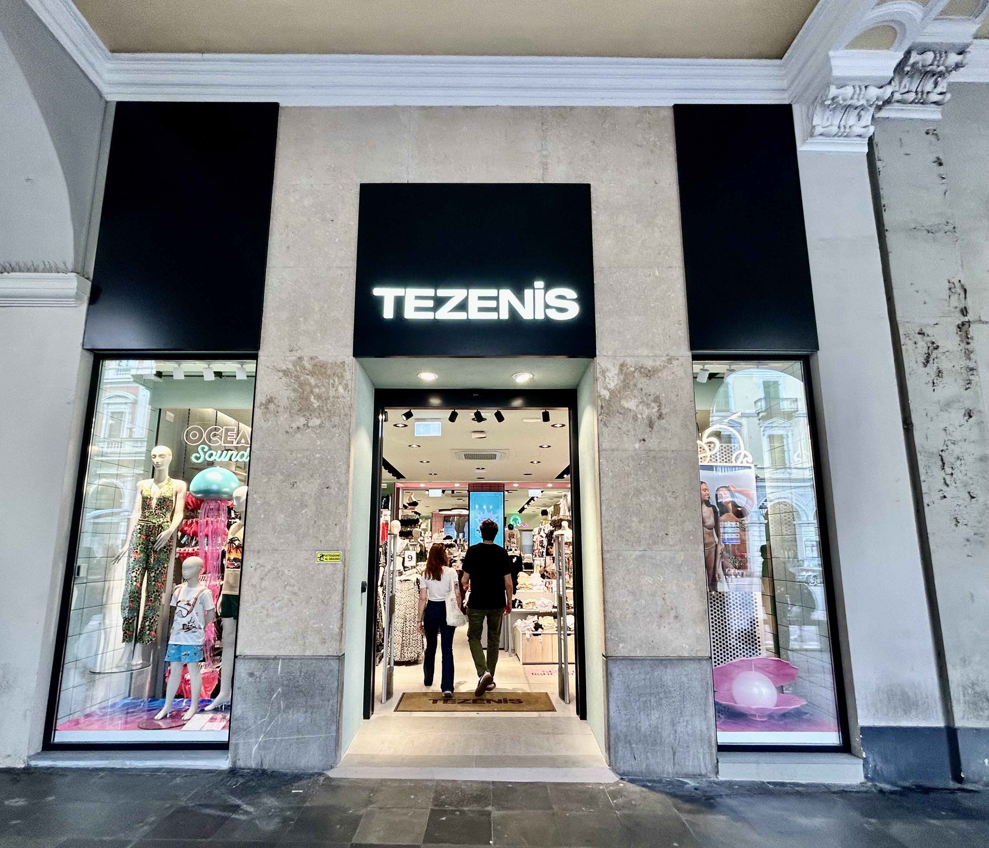 Tezenis CUNEO CORSO NIZZA 4