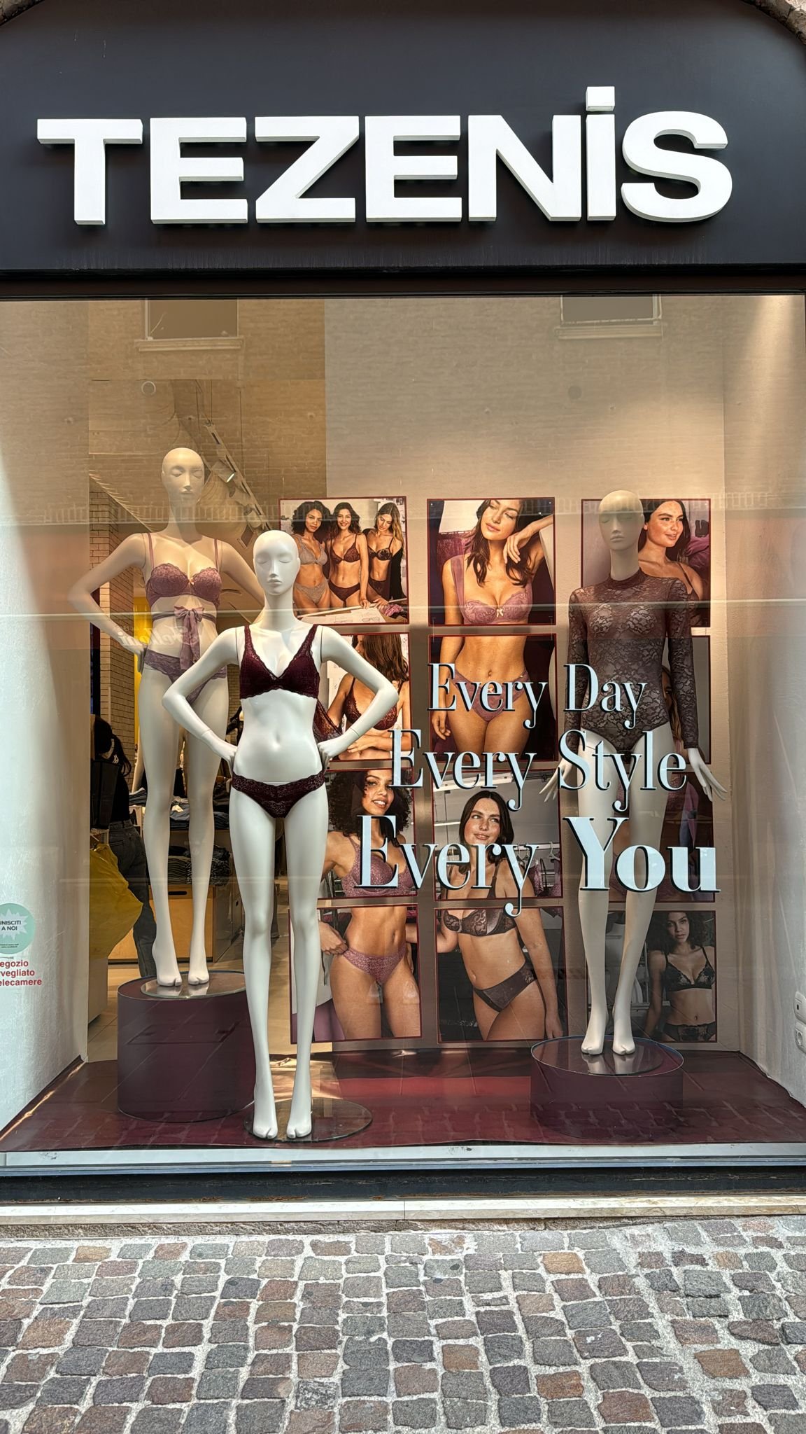 Tezenis FERRARA VIA CANONICA 1C