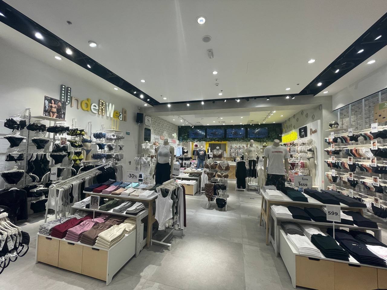 Tezenis ТРЦ "River Mall"