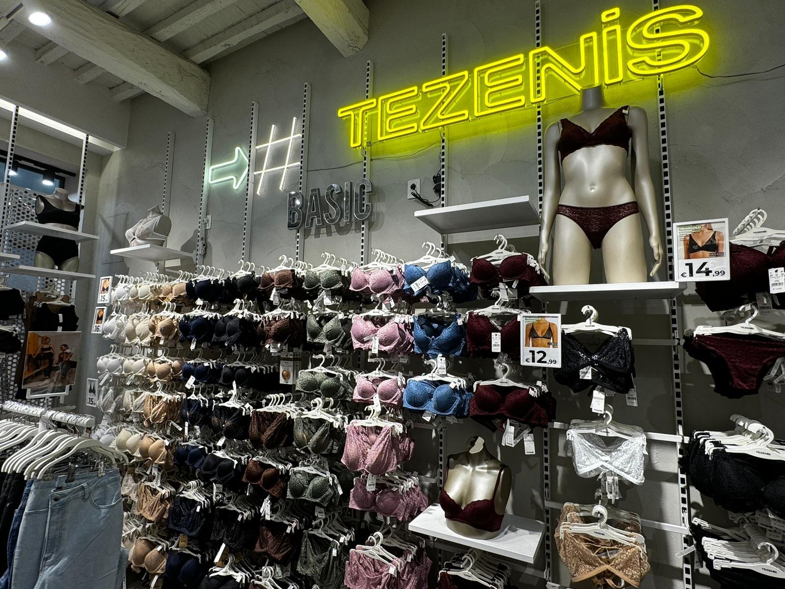 Tezenis RAVENNA CORSO CAVOUR