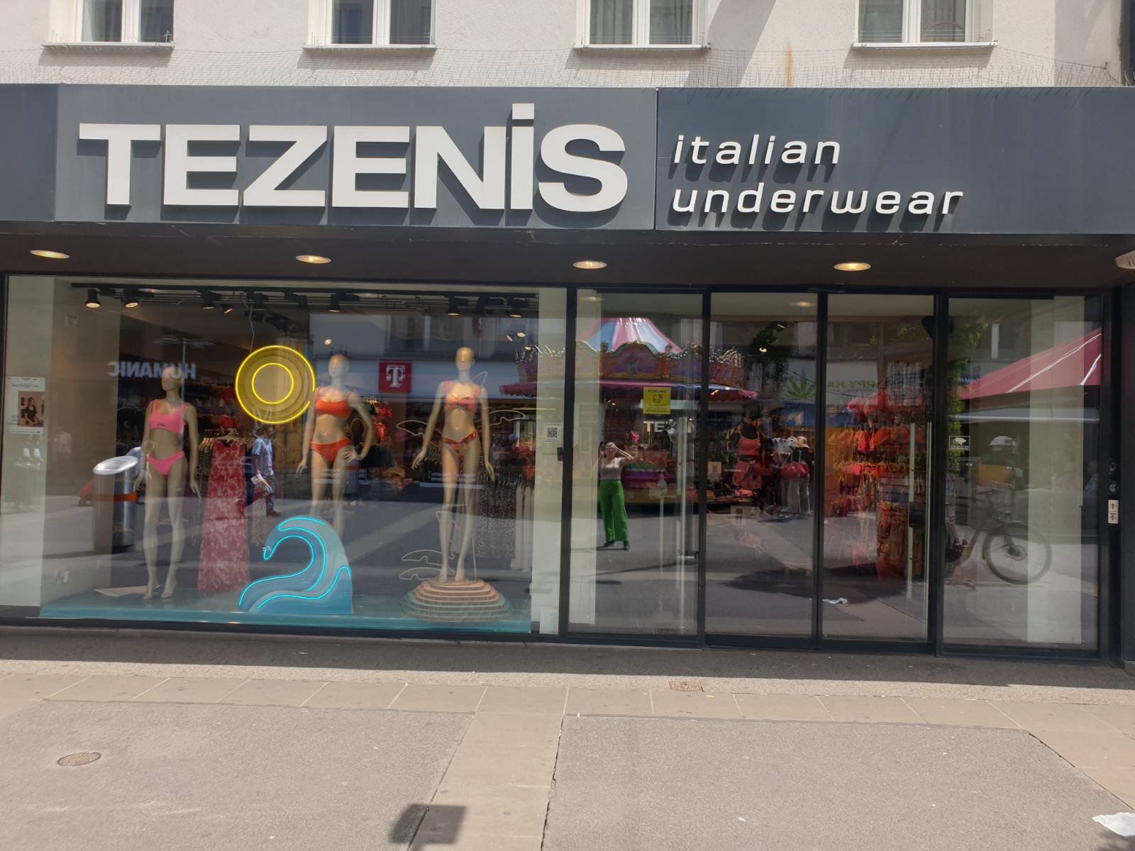 Tezenis WIEN FAVORITENSTRASSE 107