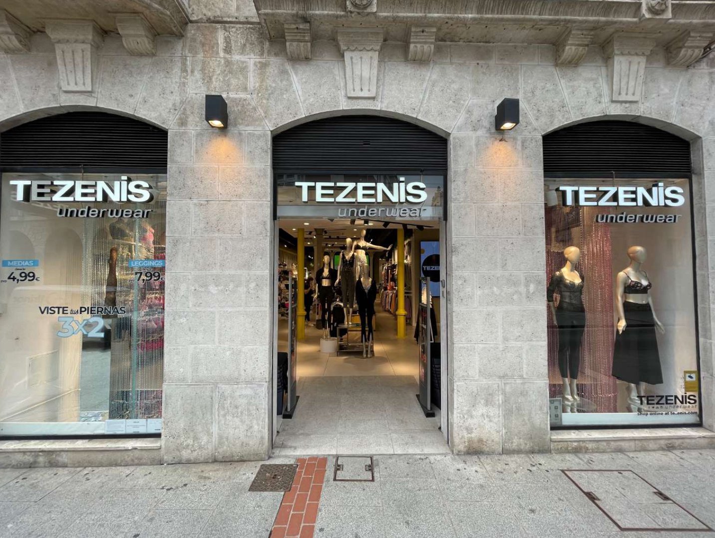 Tezenis BURGOS C/SANTANDER 3