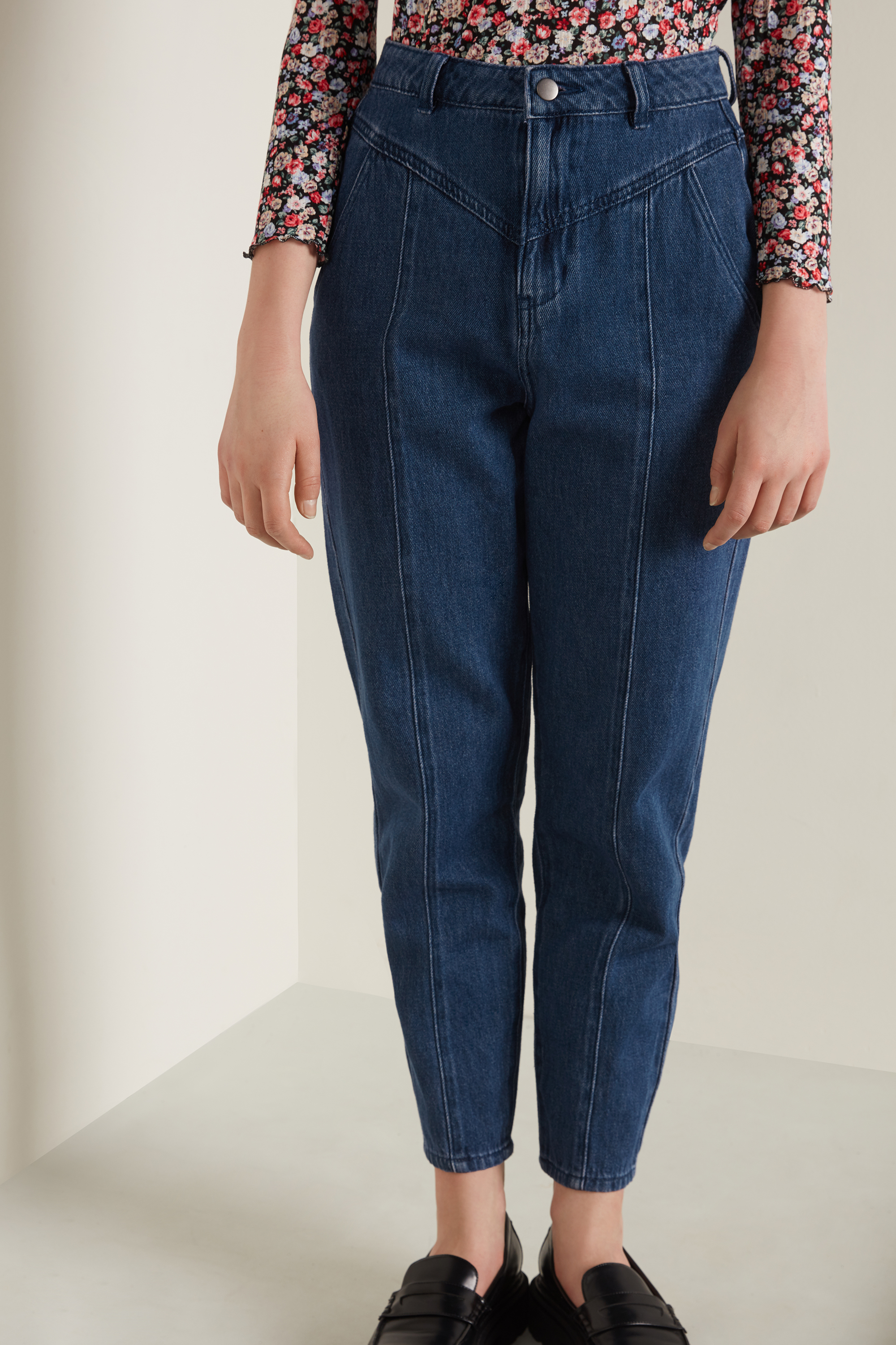 High-Waisted Baggy Jeans with Top Stitching - Trousers and Joggers - Women  | Tezenis