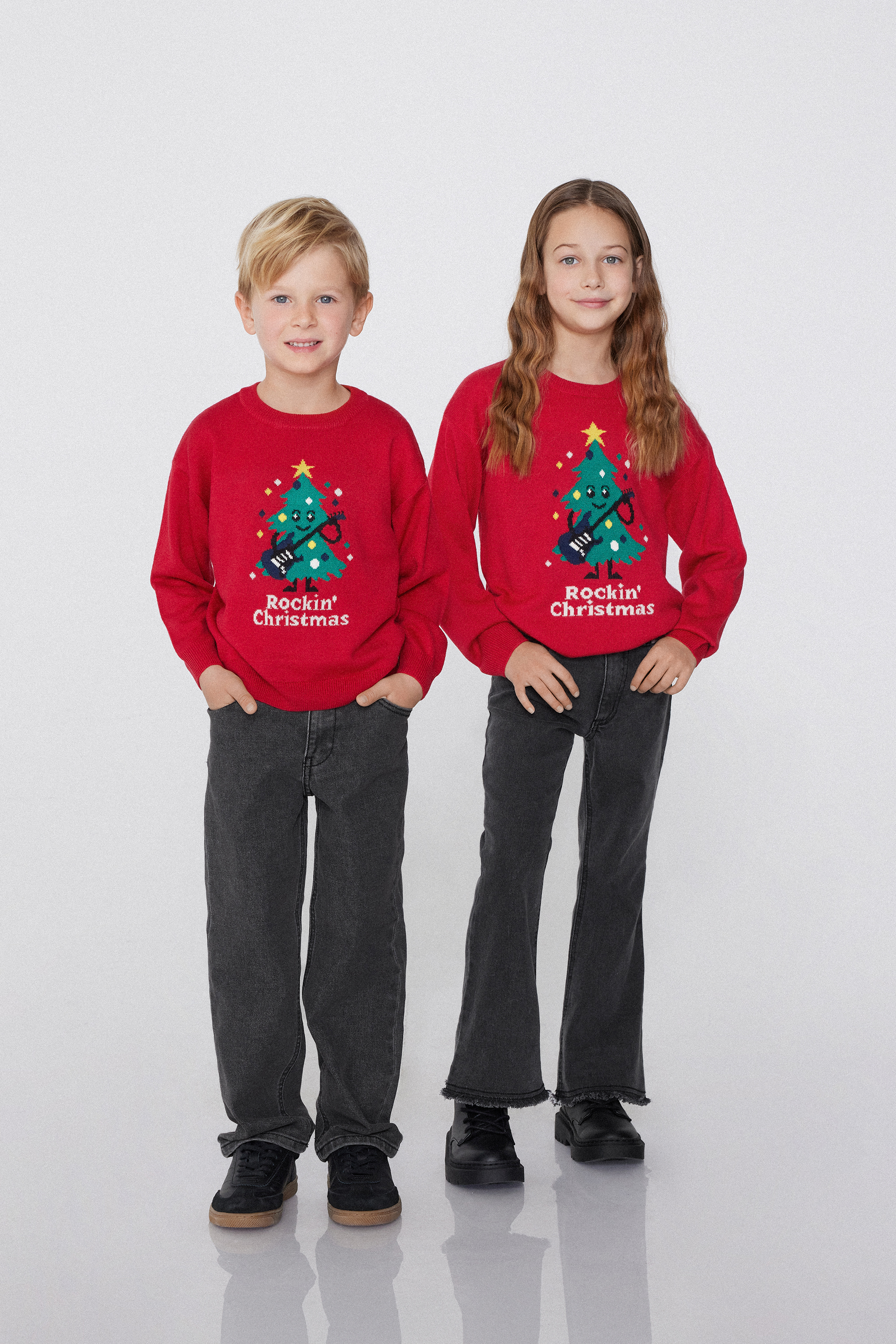 Kids’ Unisex Rounded Neck Sweater with Christmas Print