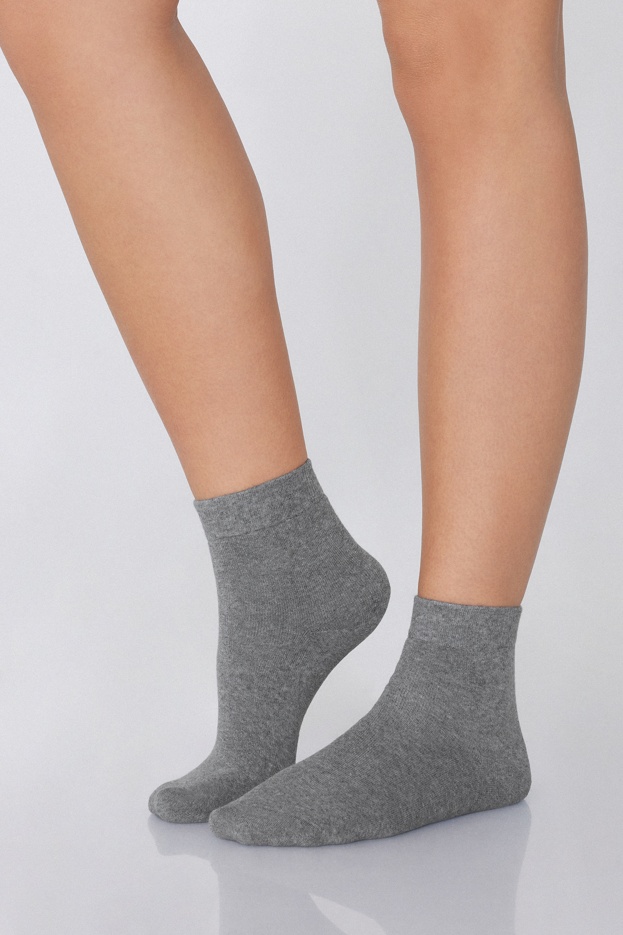 3 Pairs of Women’s Thermal Cotton Crew Socks