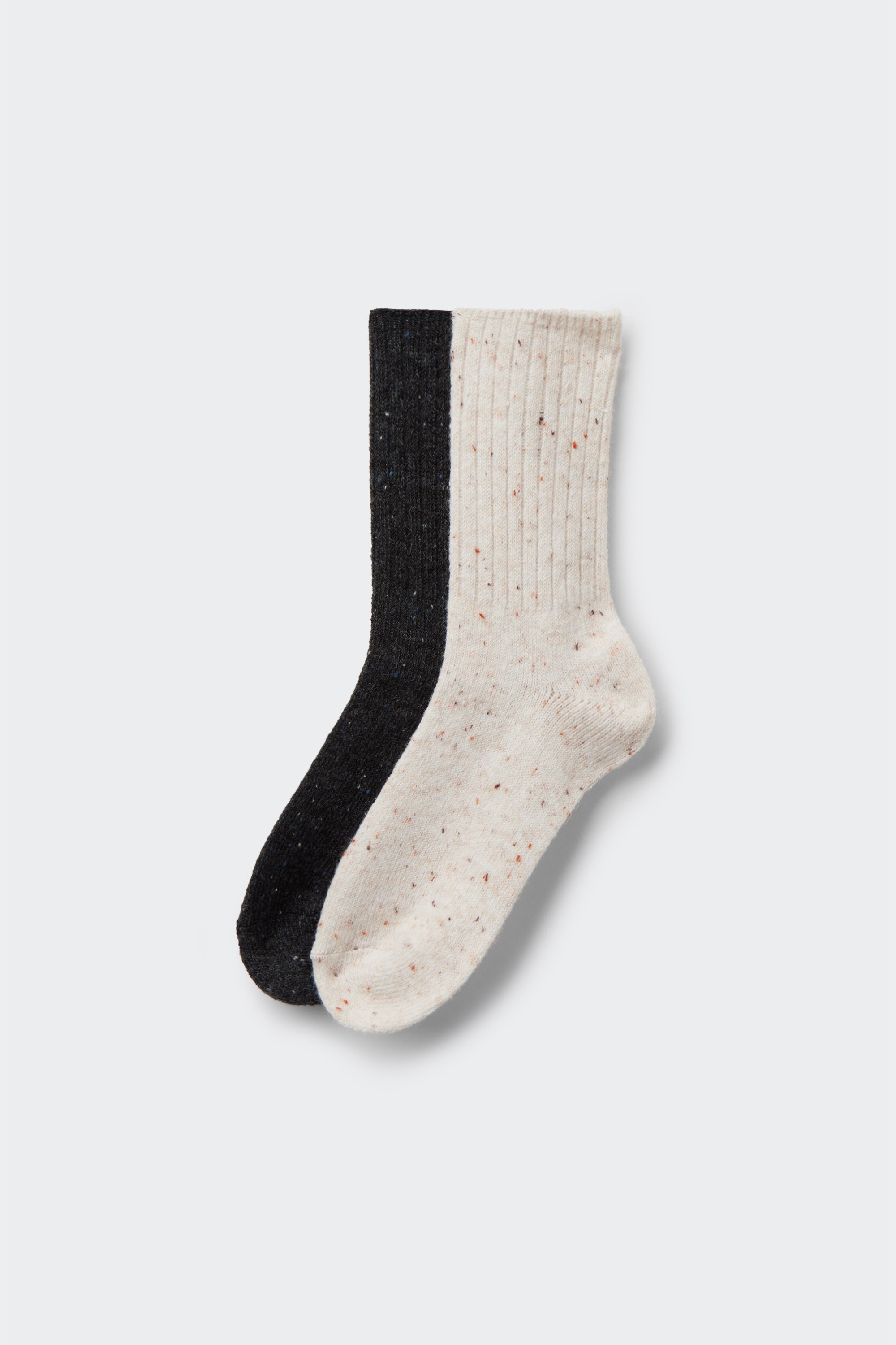 2 Pairs of Women’s Heavy Short Socks