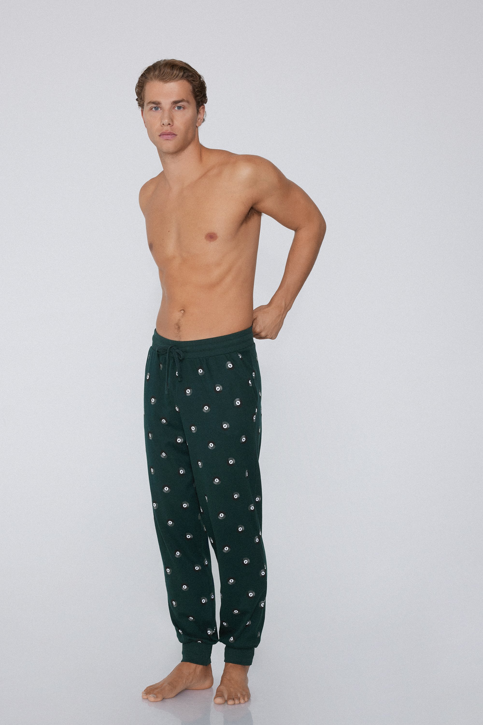 Printed Heavy Cotton Jogger Pants with Pockets