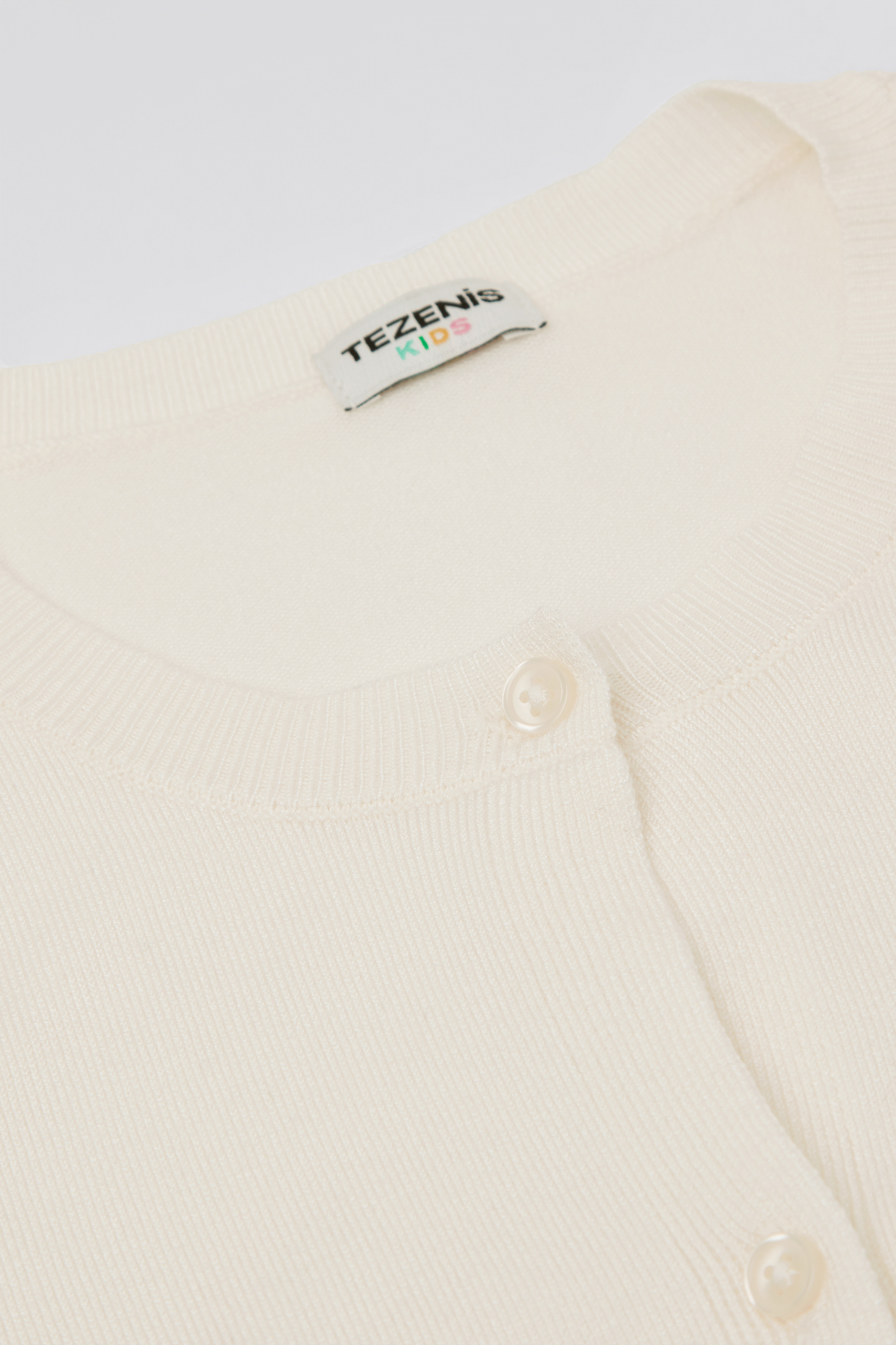 Gombos Környakú Kislány Kardigán