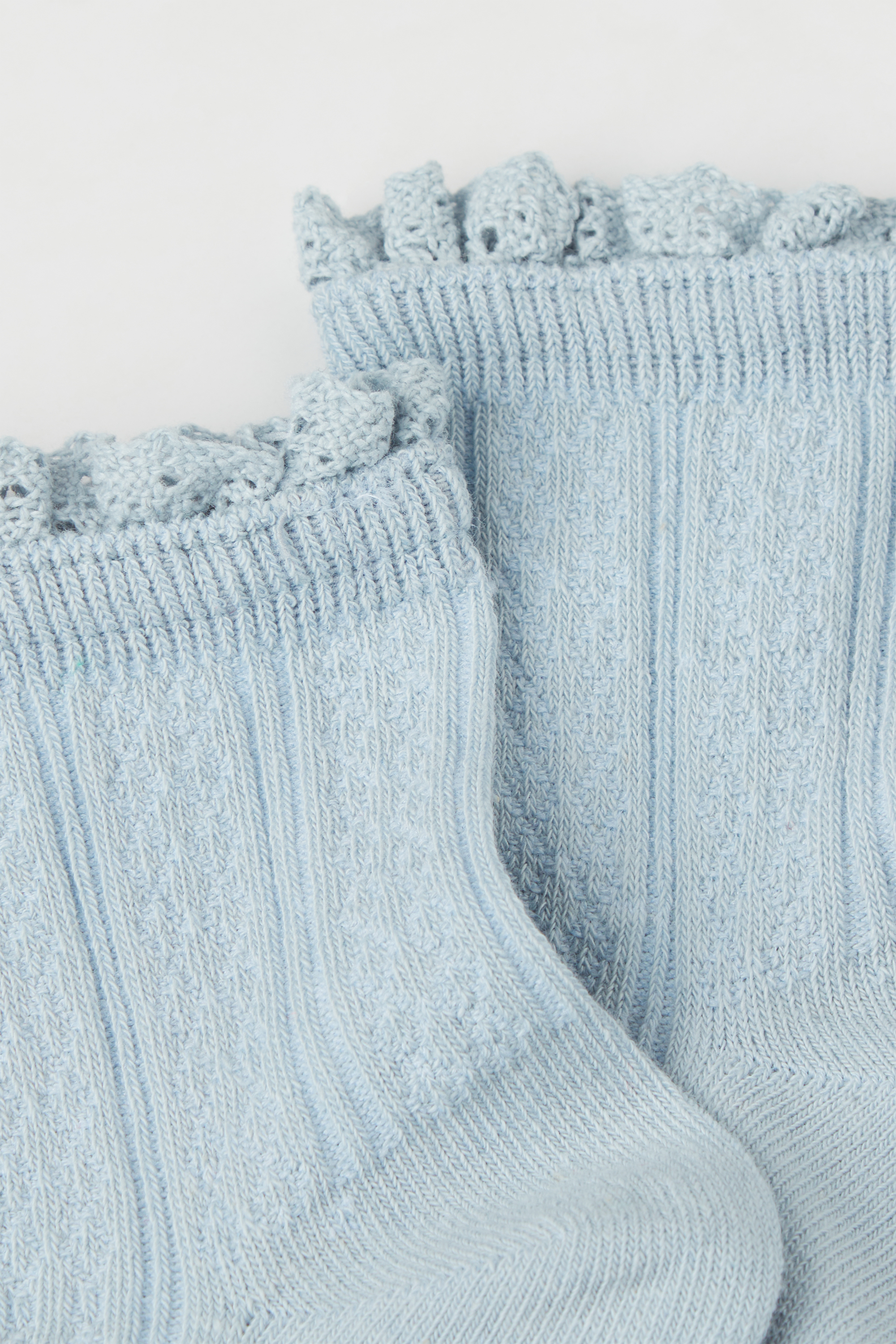 Socken für Mädchen mit Rüschen