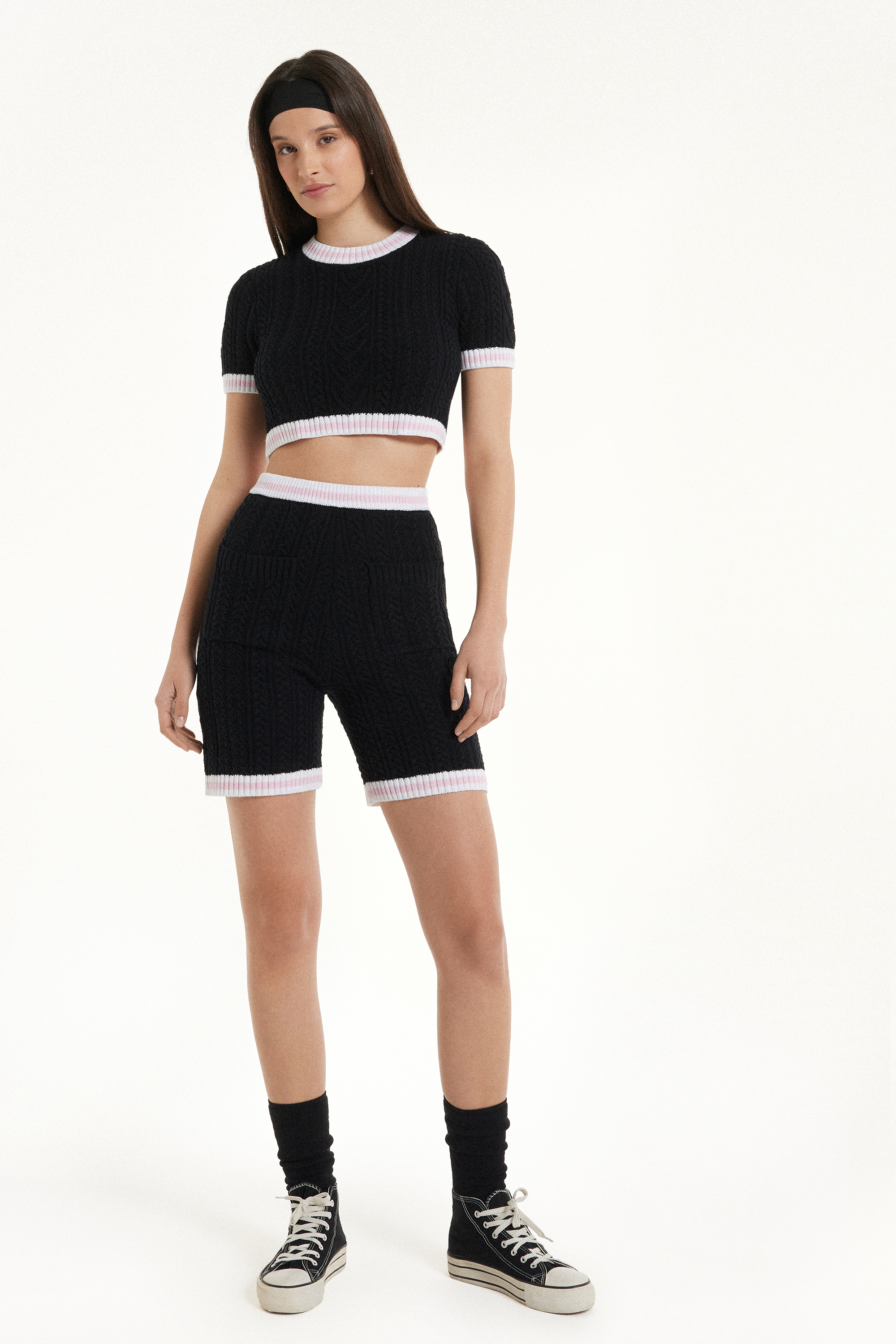 Full-Fashioned Open Knit Fabric Shorts with Pockets