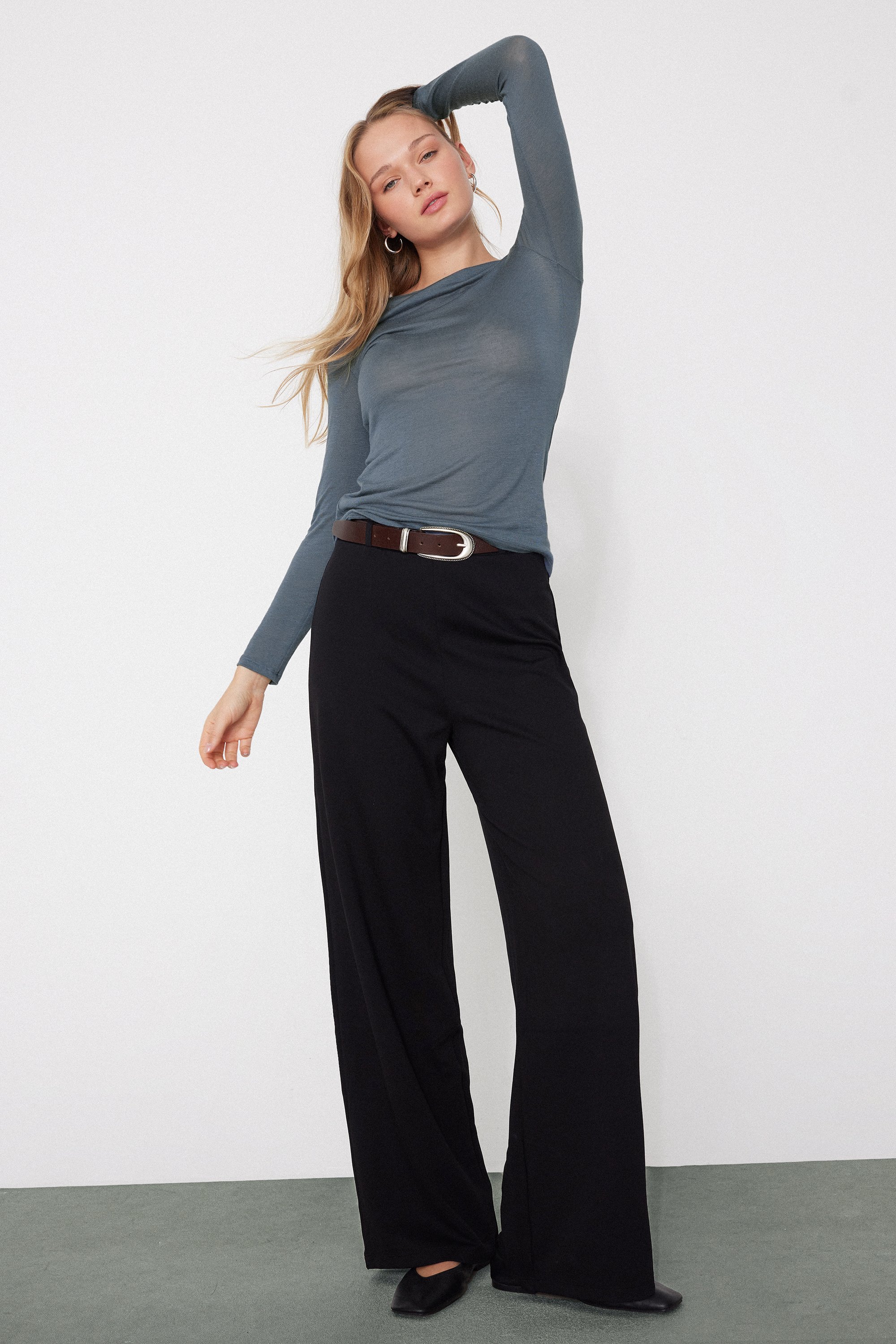 Maglia Leggerissima Scollo Barchetta Viscosa e Lana Merino