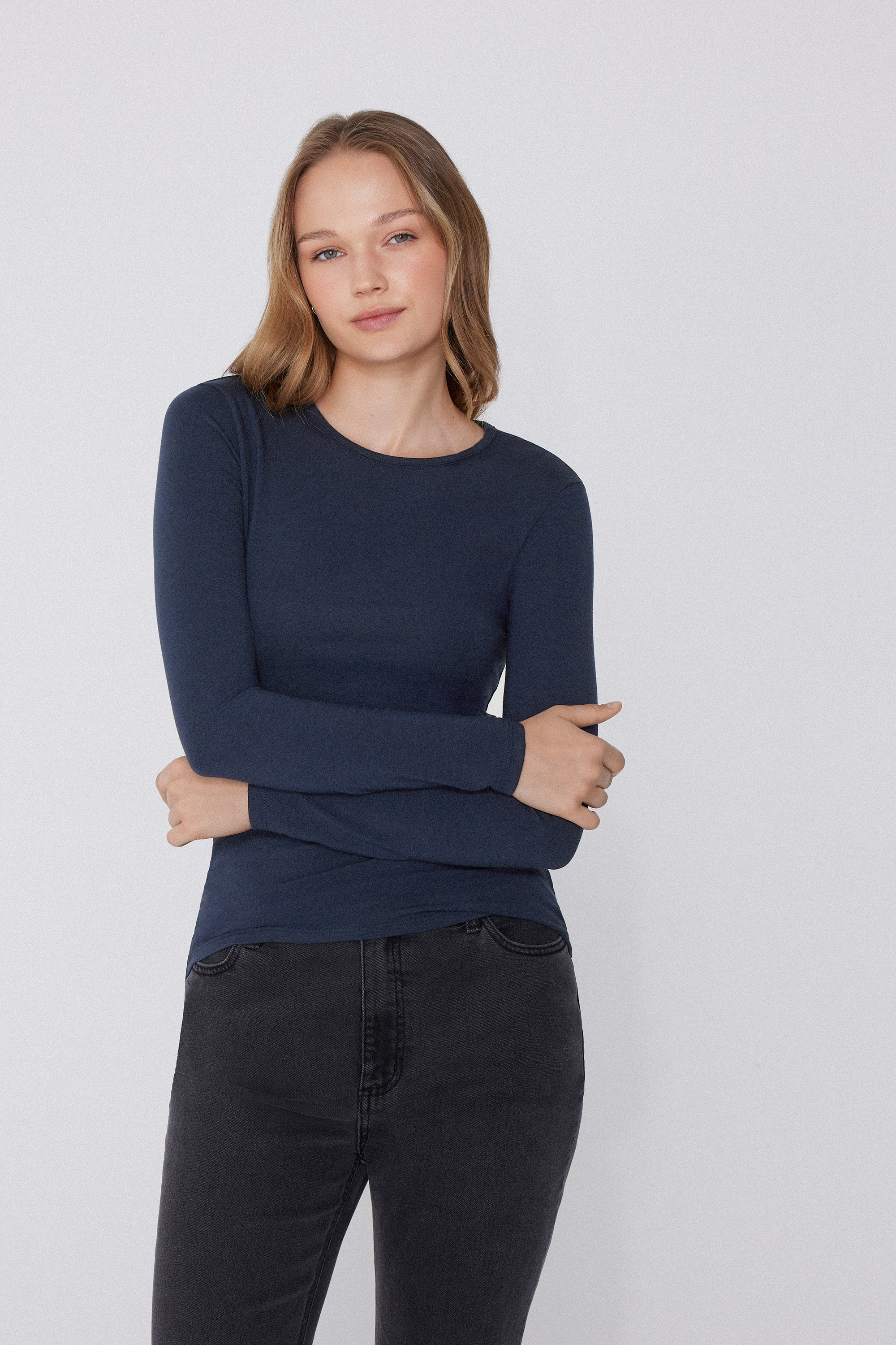 Cotton and Thermal Modal Rounded Neck Top