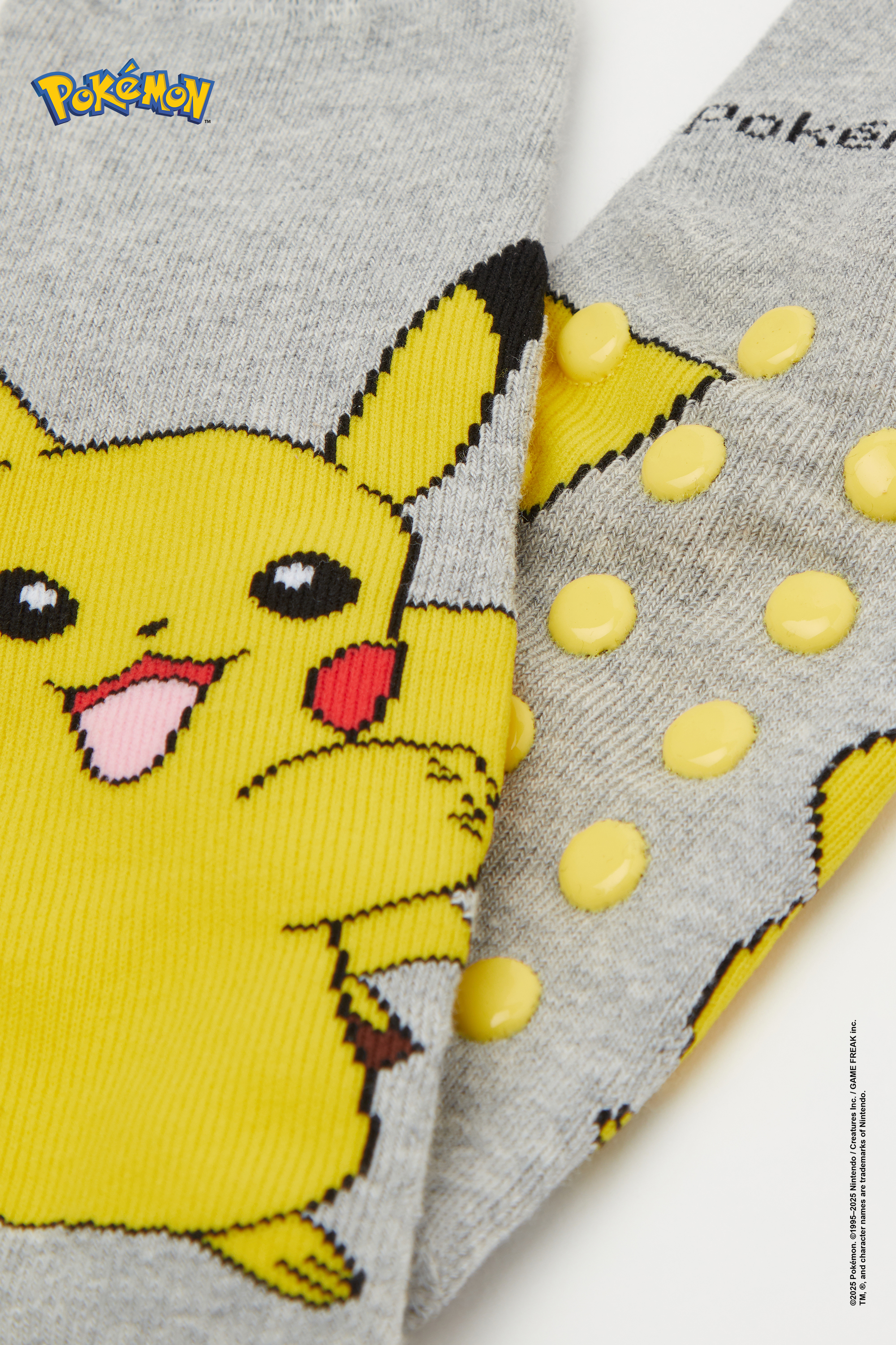 Csúszásgátlós Kisfiú Zokni Nyomott Pokemon Mintával