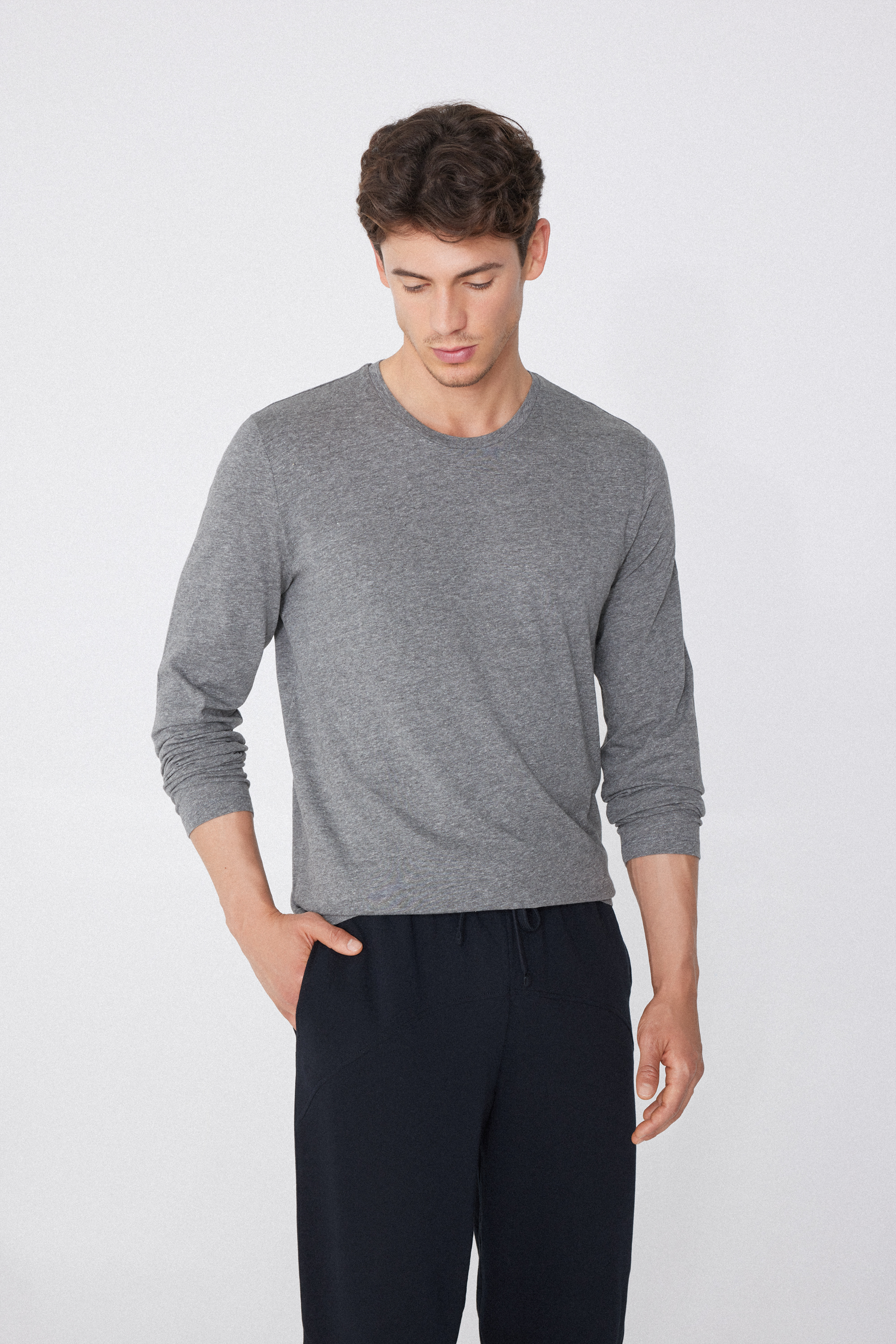 Langarmshirt aus Baumwolle mit Rundhalsausschnitt